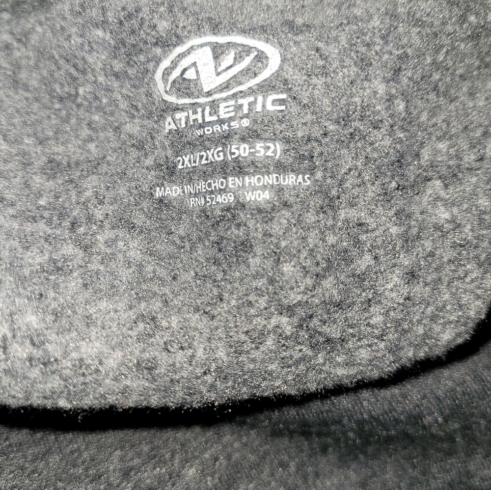 Athletic 2xl - Picture 3 of 3
